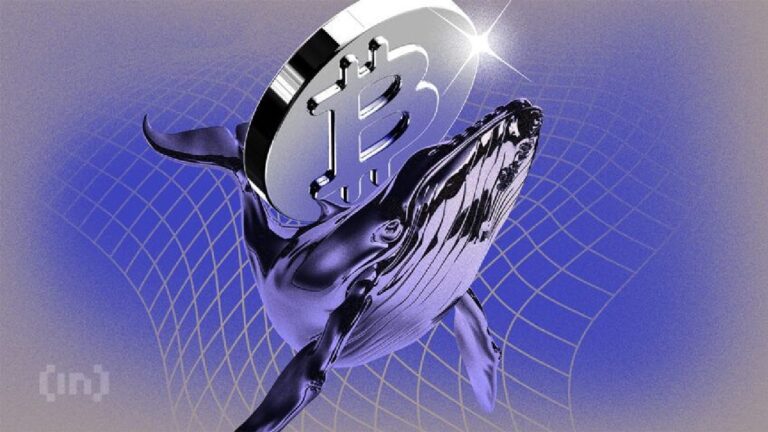 les-baleines-bitcoin-vendent-massivement-aux-institutions-un-changement-depoque