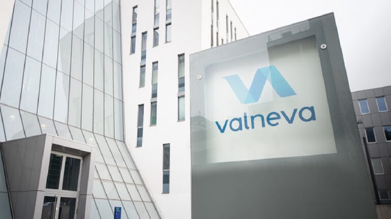 valneva-levee-des-restrictions-europeennes-sur-le-vaccin-contre-le-chikungunya-le-titre-bondit-en-bourse
