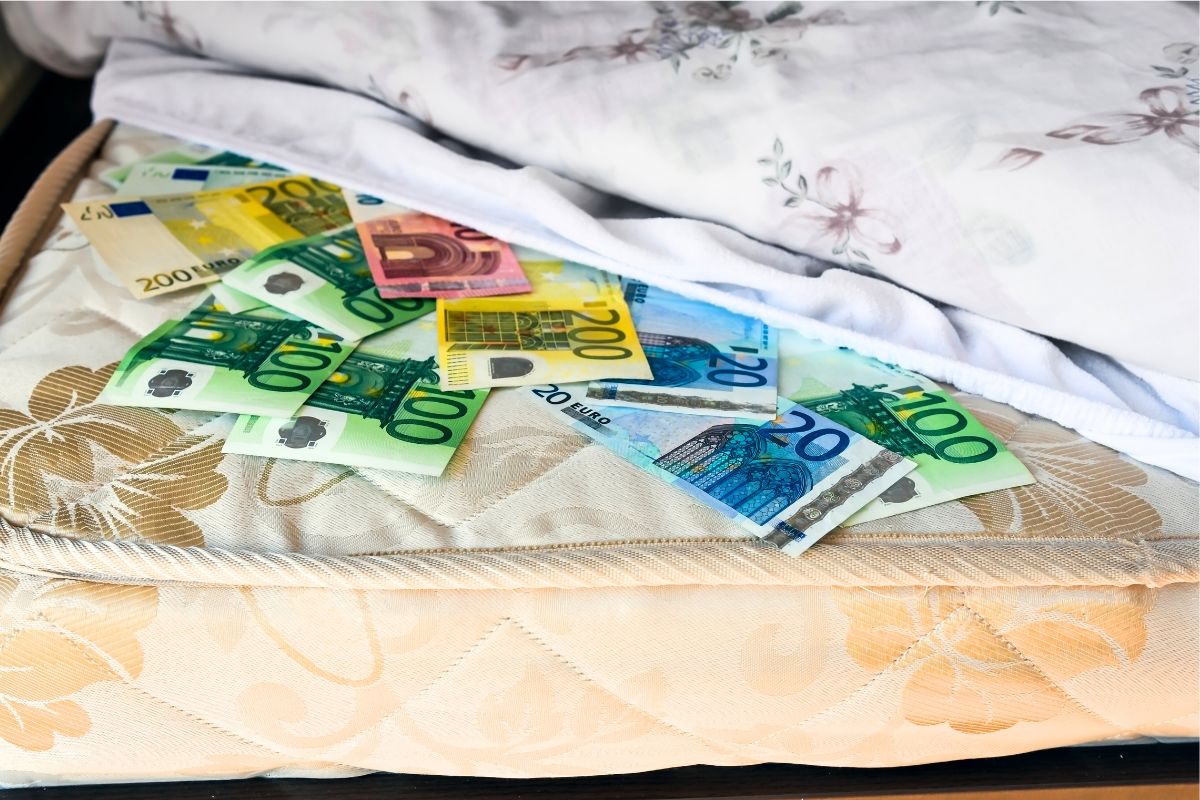 Garder son argent chez soi