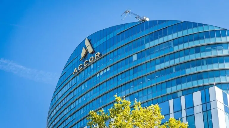 accor-les-rumeurs-dune-entree-en-bourse-de-sa-division-lifestyle-boostent-laction