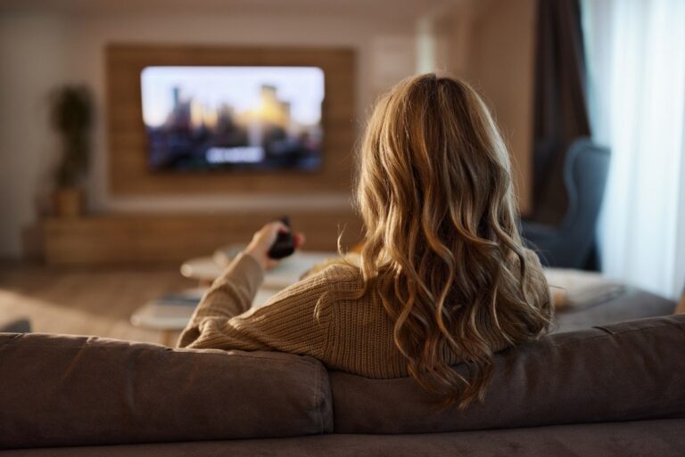 Elle allume la télé et découvre 8 ans après qu’elle a été arnaquée dans Cauchemar en cuisine