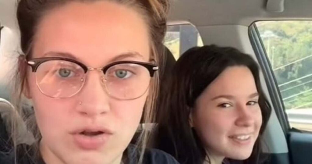 une mère et sa fille