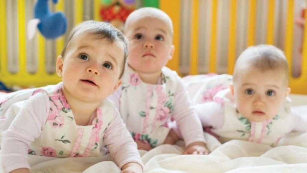 Triplets au même prénom