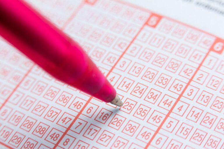 Ils gagnent 205 millions à l’EuroMillions