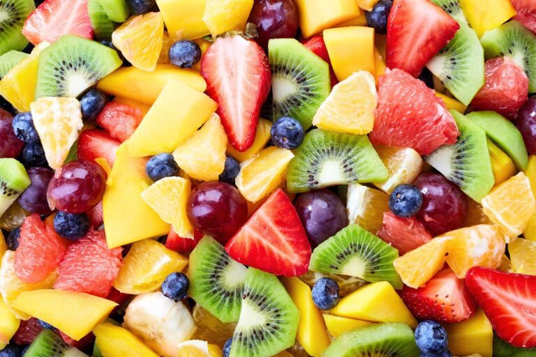 Seuls les surdoués trouvent ce fruit illogique sur l’image et vous