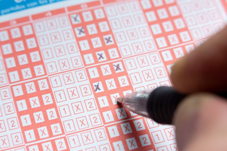 Un couple gagne 205 millions à l’Euromillions