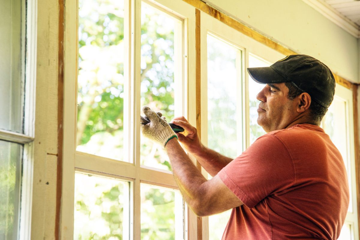 il transforme l’appartement de façon radicale