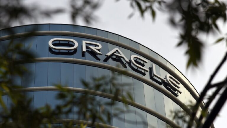 oracle-senvole-de-40-bond-historique-apres-des-previsions-mirobolantes