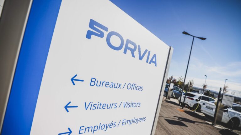 forvia-ex-faurecia-tensions-sino-neerlandaises-autour-de-nexperia-lindustrie-automobile-trinque