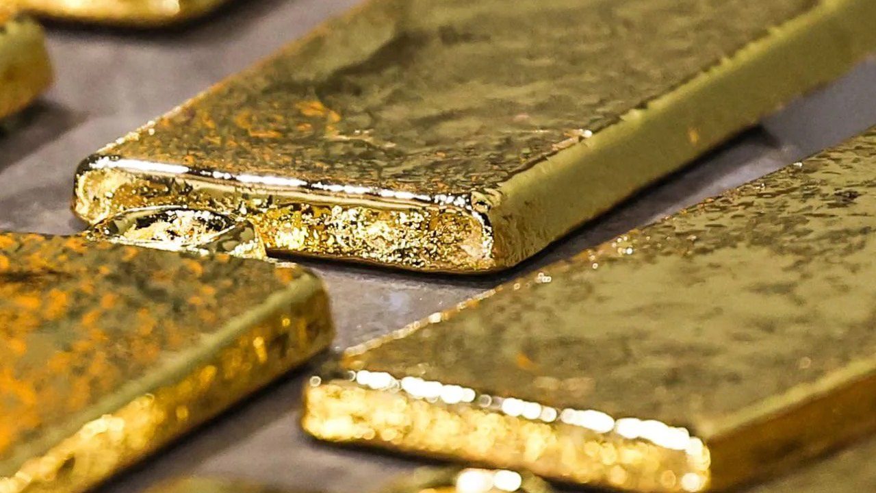 or-record-a-3-800-dollars-zijin-gold-senvole-de-70-a-hong-kong