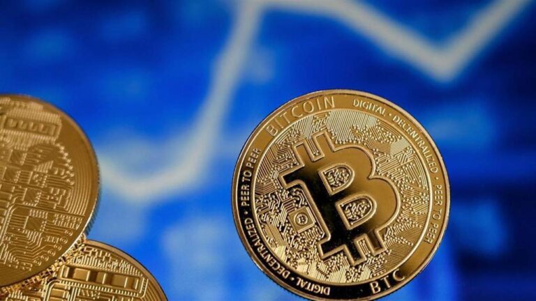 e-bitcoin-seffondre-sous-les-90-000-la-pire-correction-depuis-2017