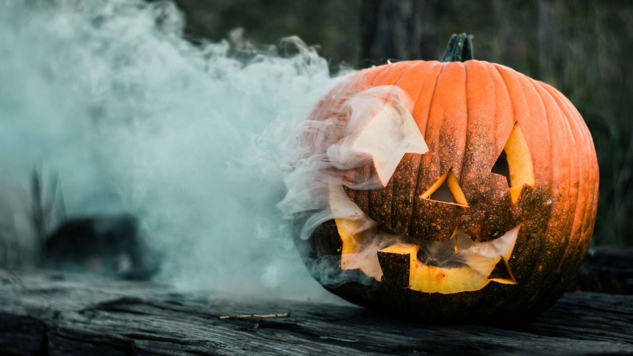 pourquoi-ne-pas-craindre-dinvestir-sur-les-marches-financiers-juste-apres-halloween