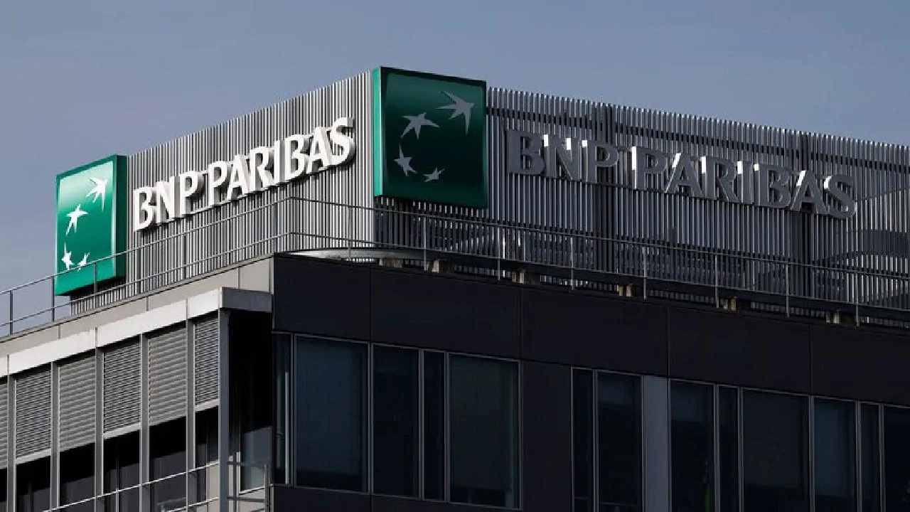 bnp-paribas-met-la-main-sur-athlon-pour-rattraper-le-leader-du-leasing-automobile