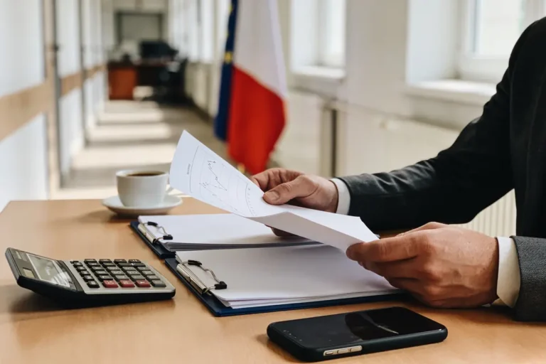 Fitch maintient la France à A+ mais alerte sur la dette publique ?